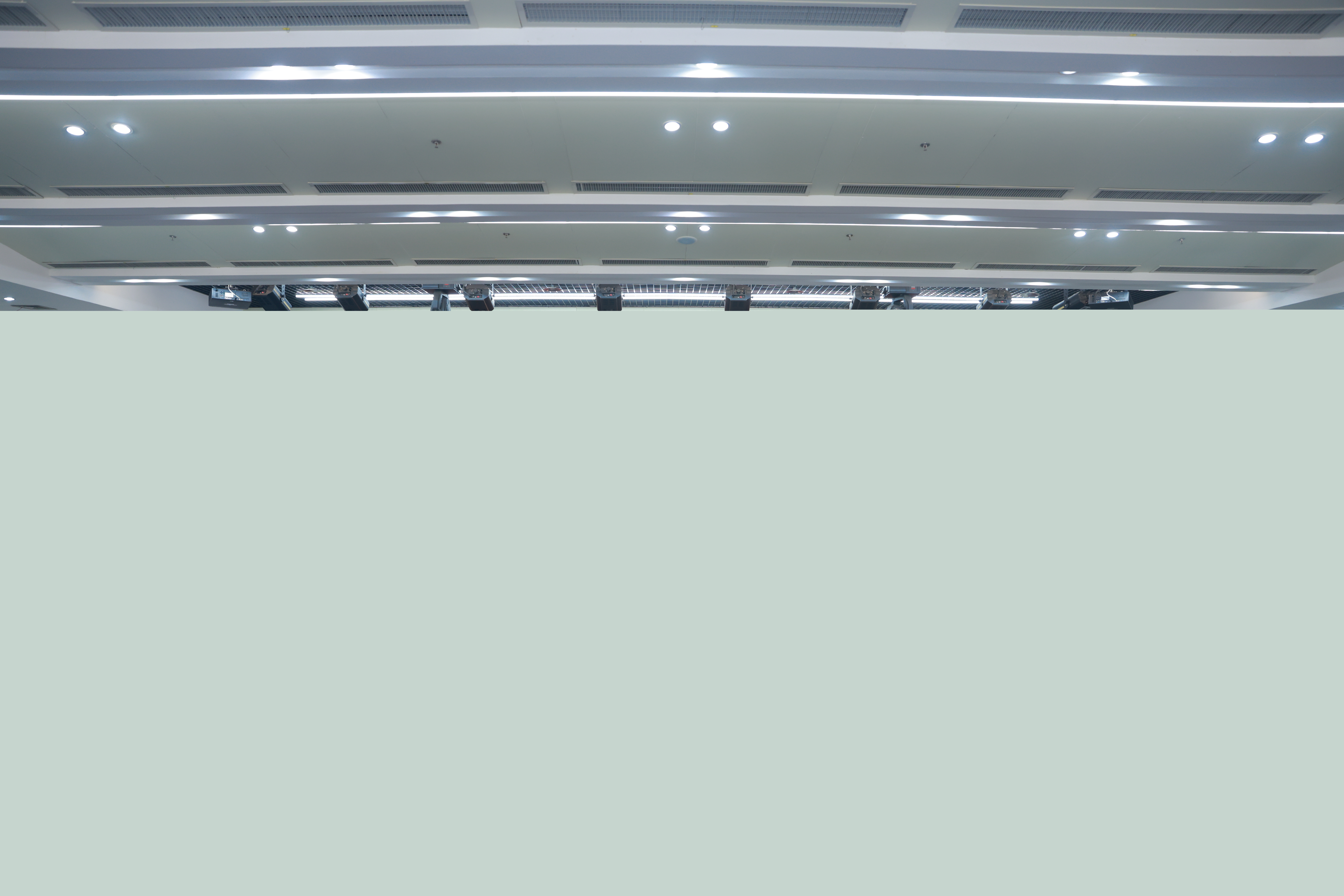 安徽新媒體集團(tuán)舉行“七一”表彰大會(huì)暨專(zhuān)題黨課報(bào)告會(huì)